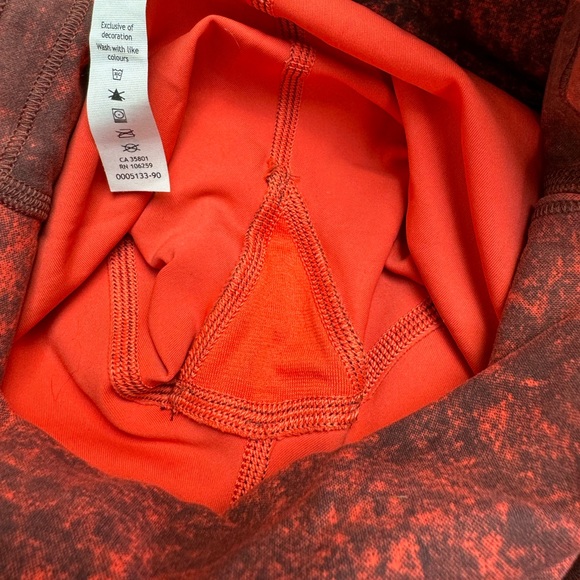 SOLD: LULULEMON 🍋 Wunder Train Cropped Leggings - Picture 7 of 10